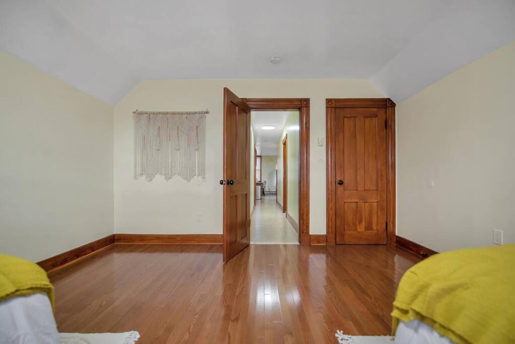 Apartmán Golden Gem In Heart Of East Rock Quiet 3Br Near Dt And Yale New Haven Exteriér fotografie