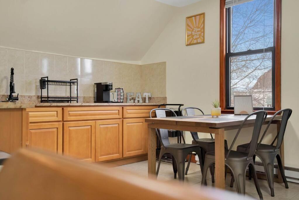 Apartmán Golden Gem In Heart Of East Rock Quiet 3Br Near Dt And Yale New Haven Exteriér fotografie