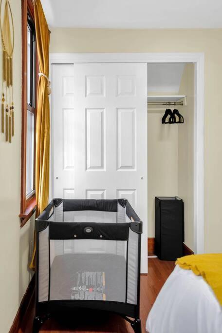 Apartmán Golden Gem In Heart Of East Rock Quiet 3Br Near Dt And Yale New Haven Exteriér fotografie
