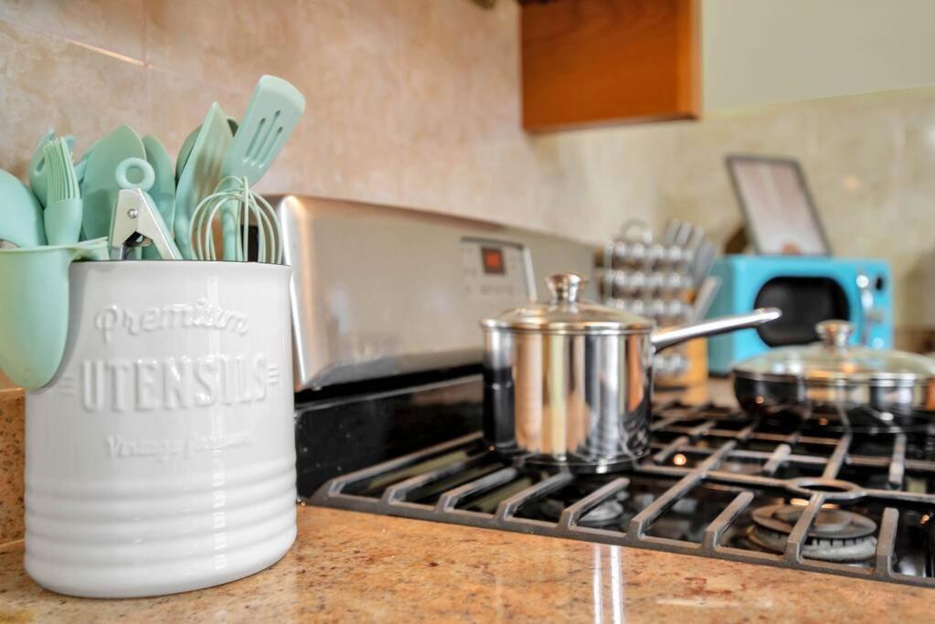 Apartmán Golden Gem In Heart Of East Rock Quiet 3Br Near Dt And Yale New Haven Exteriér fotografie