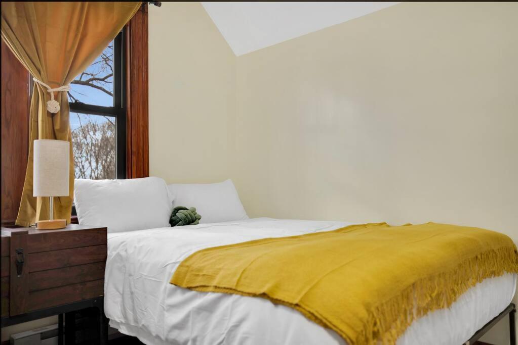 Apartmán Golden Gem In Heart Of East Rock Quiet 3Br Near Dt And Yale New Haven Exteriér fotografie