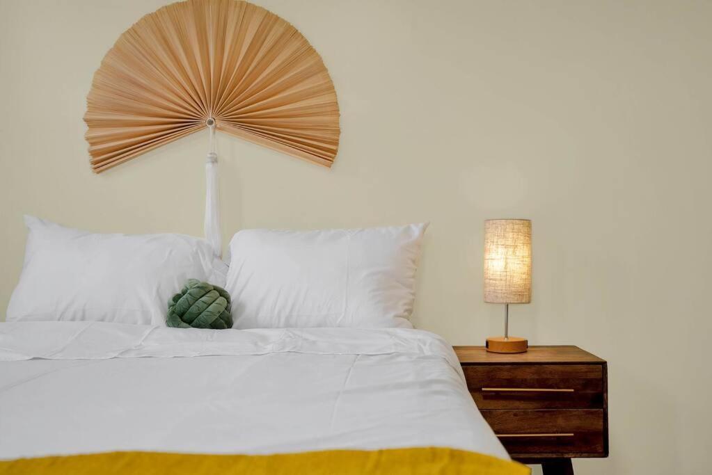 Apartmán Golden Gem In Heart Of East Rock Quiet 3Br Near Dt And Yale New Haven Exteriér fotografie